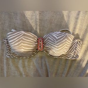 Ninety Six Degrees Tan/White Zebra molded cup swim bikini top (XL)